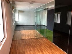 Hoa Nam Building (D8), Office #547252451